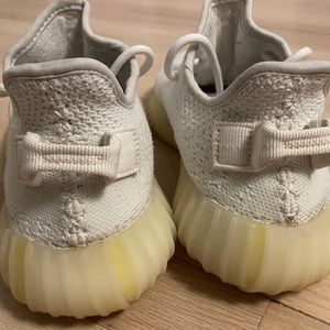 Yeezy Boost - Mens 7 - white on white
